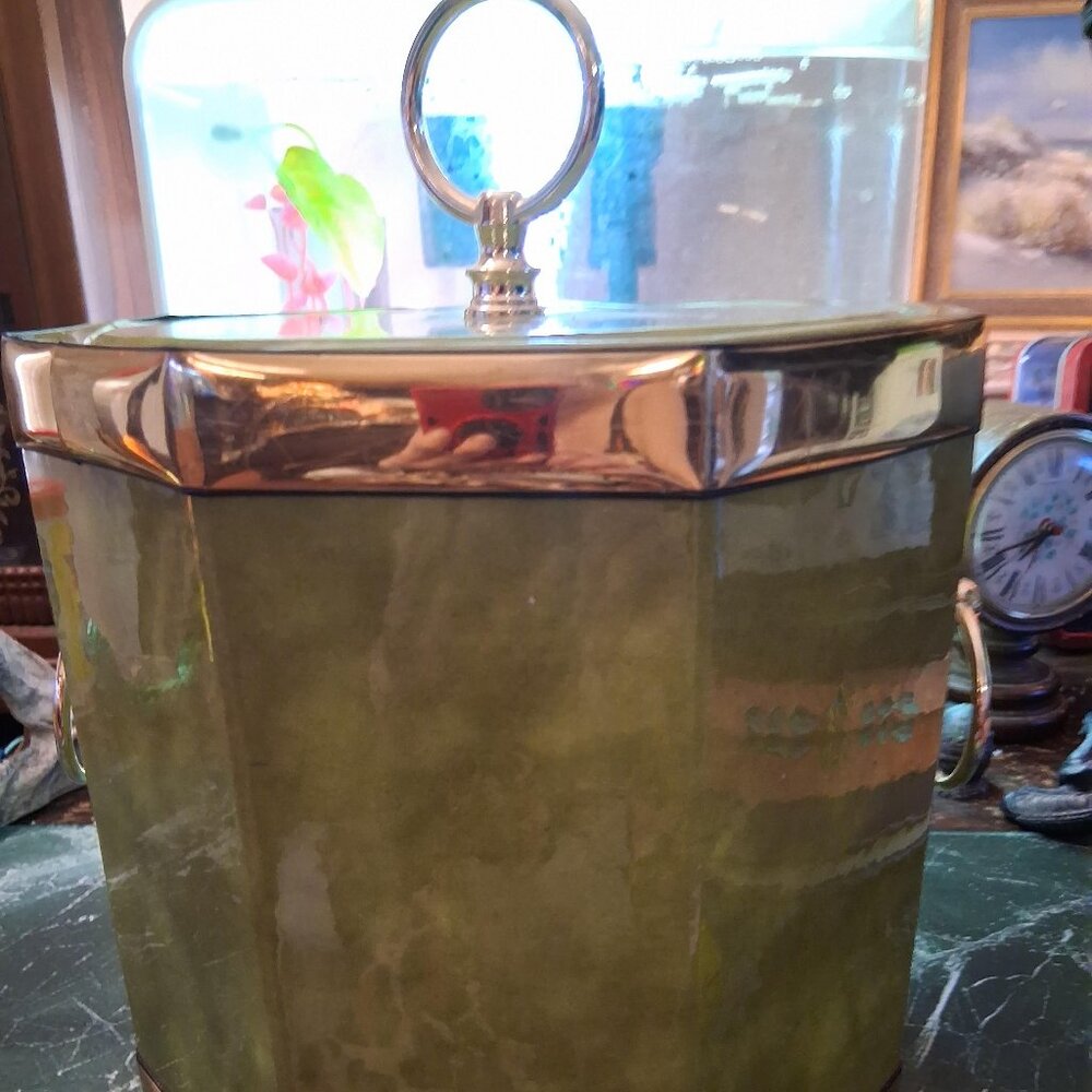 Vintage Retro Green Ice Bucket With Gold Accent-STUNNING ! RARE LQQK!!!